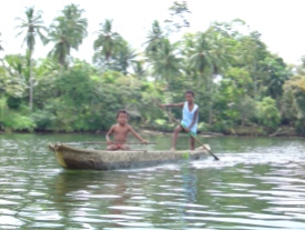 AMAZONIE EQUATORIENNE 2004 sur le fleuve